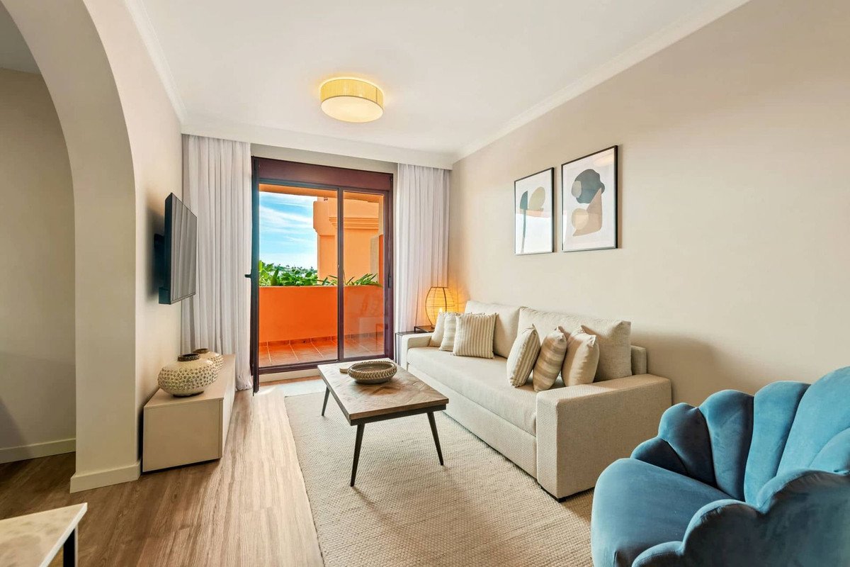 1 bedroom Middle Floor Apartment in Benahavís
