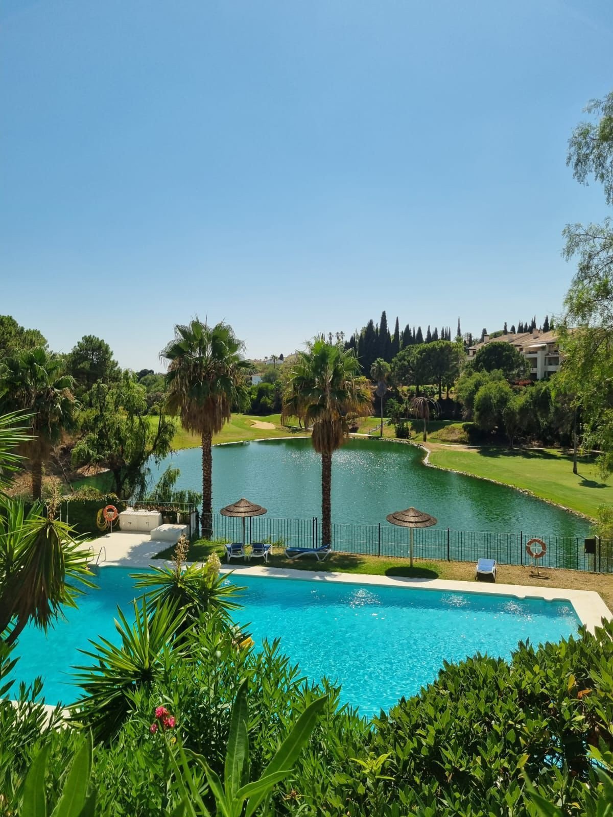 2 bedroom Ground Floor Apartment in Benahavís